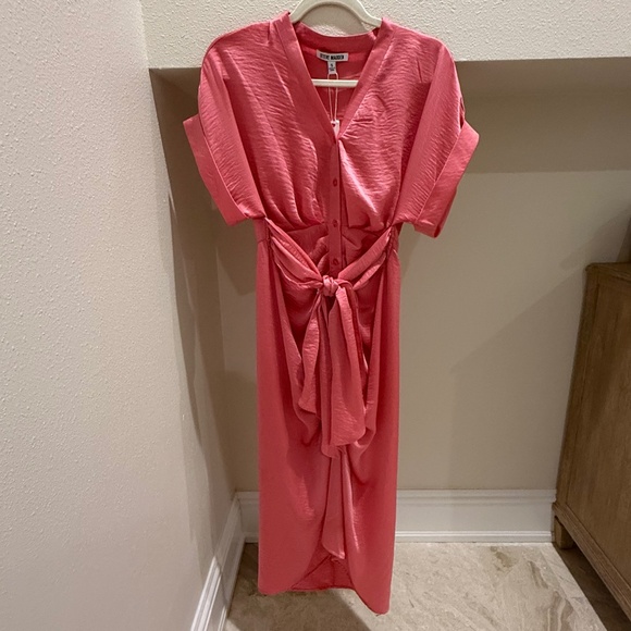 NWT Steve Madden Tori Satin Collar Kimono Midi Tie-Waist Midi Dress (Size S) - Picture 6 of 9